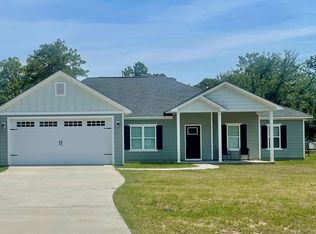 186 Tinsley St, Douglas, GA 31535