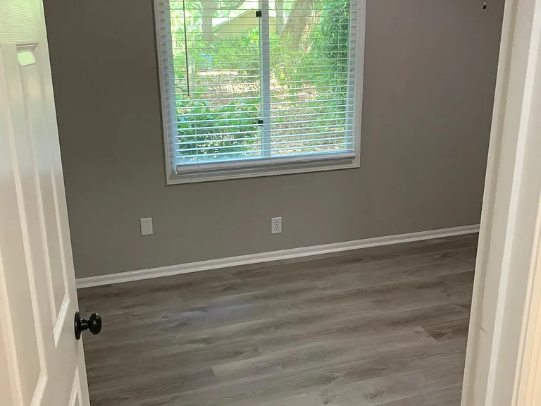 201 Palmetto Ct — Photo 9