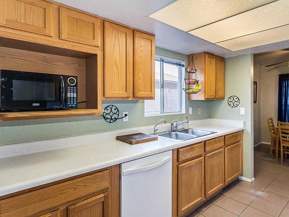 4th image of 4666 N Brittain Pl