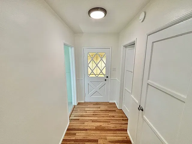 3 bed, 1160 sqft, $3,550 — Photo 4