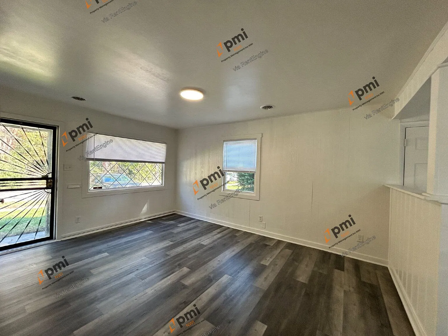 3 bed, 1.0 bath, 825 sqft, $1,295 — Photo 3