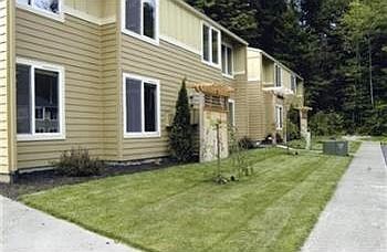 4th image of 2400 20th Ave NW APT 6B