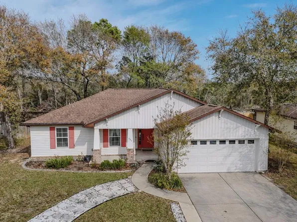 403 Hunters Ridge Rd, Defuniak Springs, FL 32433