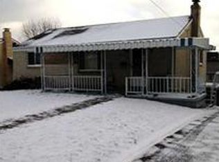 1118 Cascade Dr, Homestead, PA