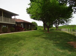 110 Phelps Rd, Lenoir City, TN 37772