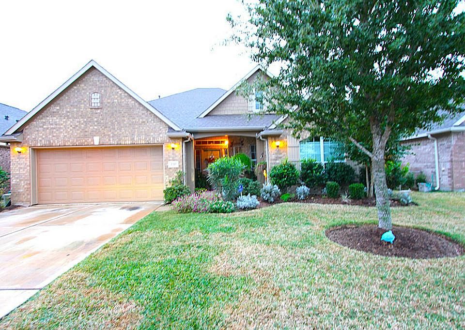 1st image of 2715 Domenico Ln