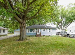 1216 Dorothy Dr, Waterloo, IA 50701