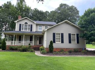 105 Gable Ct, Spartanburg, SC 29307