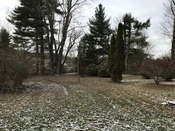 28 Shady Ln, The Plains, OH 45780