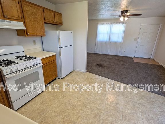 2nd image of 1123 24th St #1123B