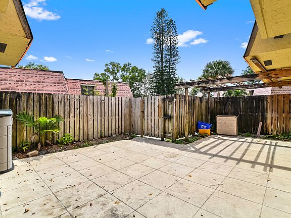 3rd image of 3678 Silver Lace Lane #22
