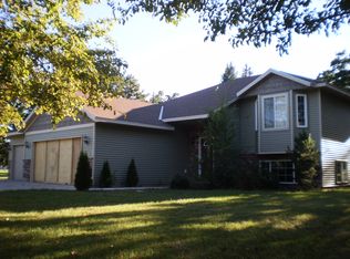 617 N Evergreen St, Royalton, MN 56373