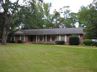 297 Oakwood Dr, Meridian, MS 39305