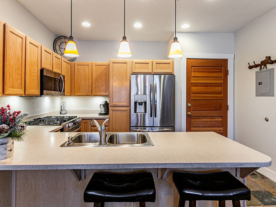 1st image of 8350 Meadowview Ct APT C23