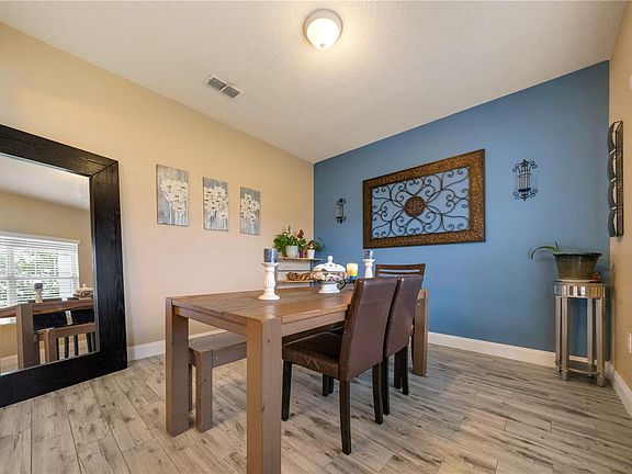 5th image of 126R Green Palm Ct