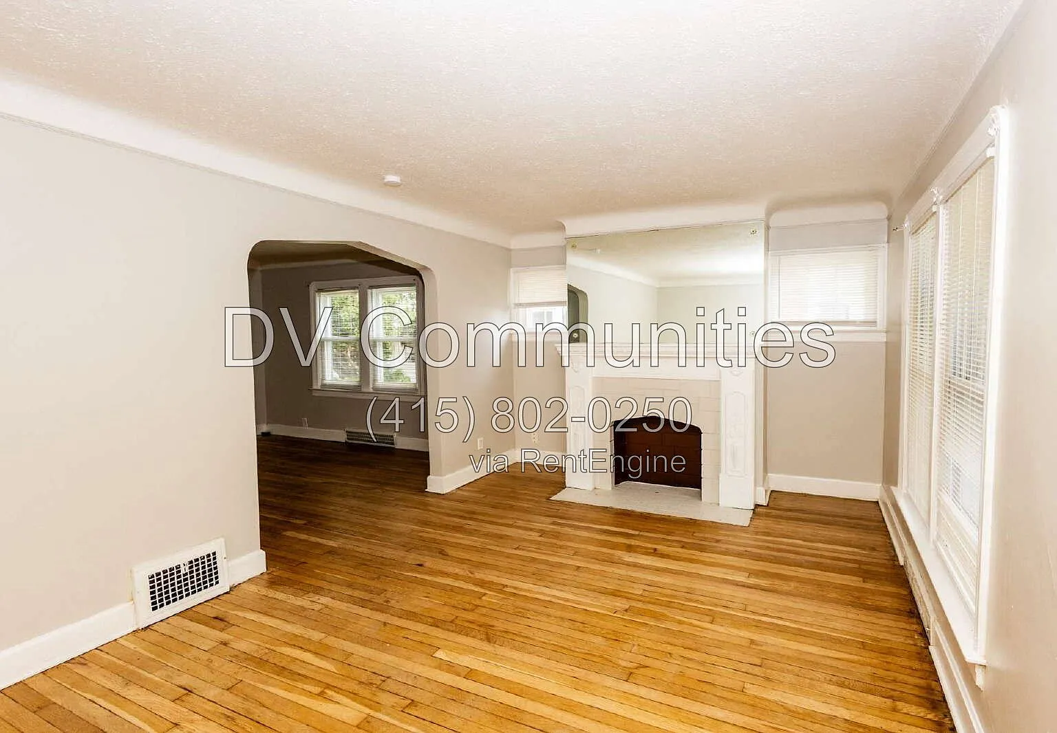 3 bed, 1.0 bath, 2330 sqft, $1,500 — Photo 2