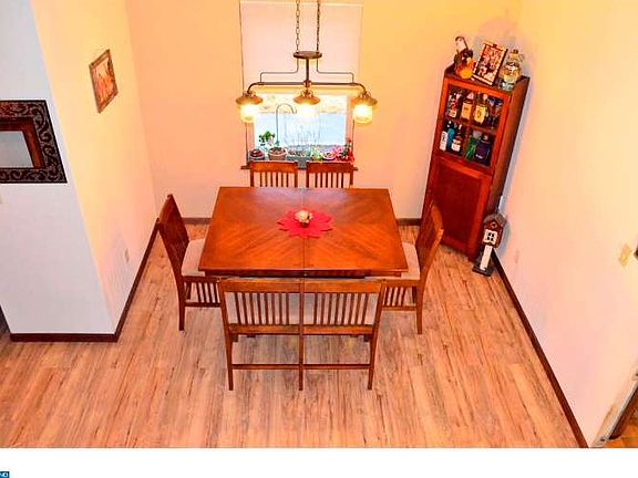 5th image of 611 Harvest Ln