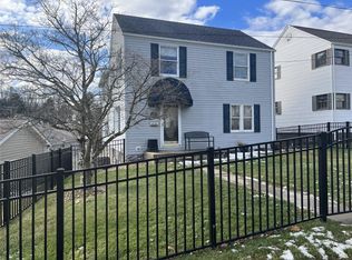 173 Carnation St, Uniontown, PA 15401