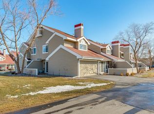 1960 Shenandoah Ct N #A, Plymouth, MN 55447