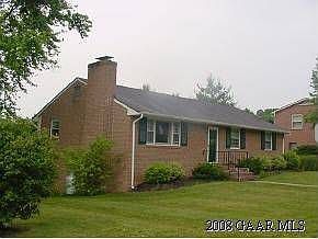 2nd image of 323 Ann St
