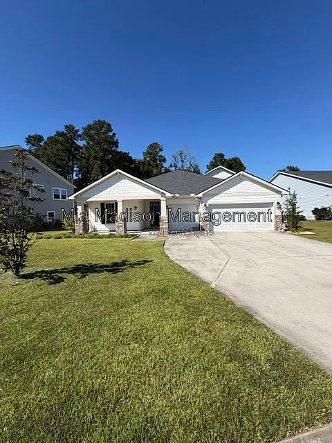 5 bed, 4.0 bath, 2984 sqft, $3,600 — Photo 1
