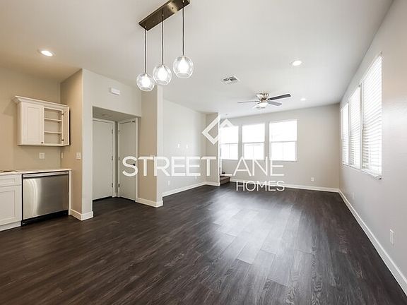 5th image of 3218 W Glendale Ave Unit 31