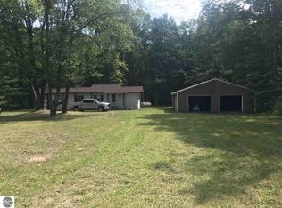 3087 S Seeley Rd, Lake City, MI 49651