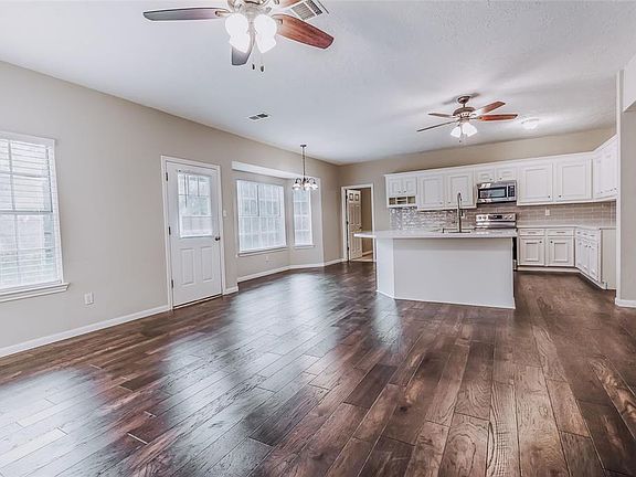 5th image of 24715 Gilbough Dr