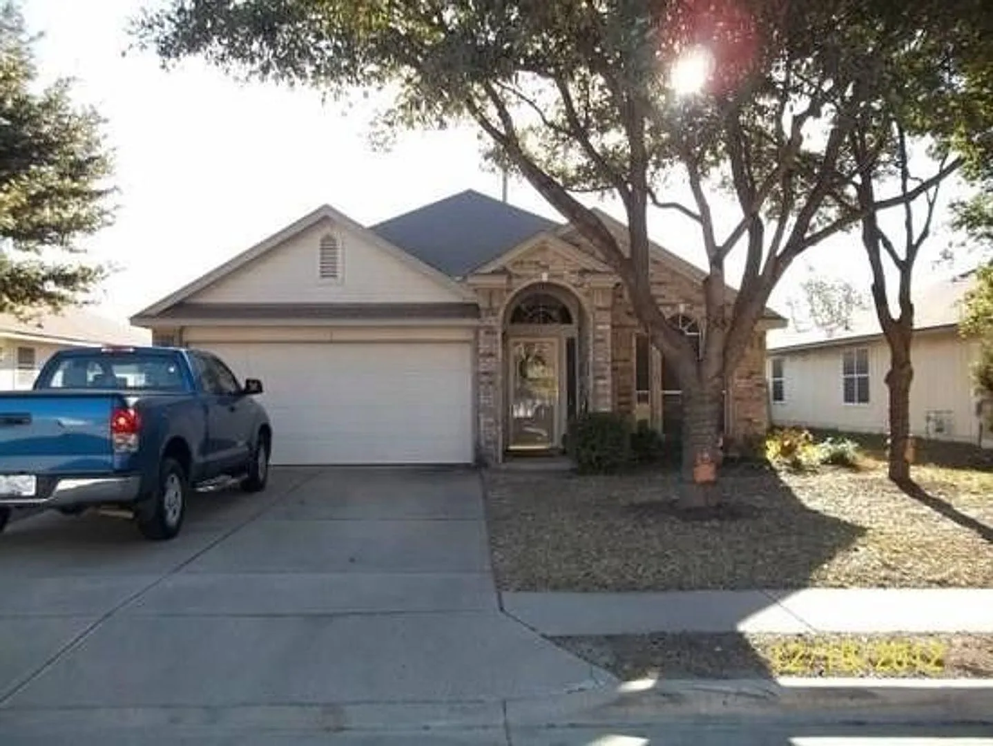 Spacious 3-Bedroom Home with Two Living and Two Dining AreasAvailable for Lease! — Photo 2