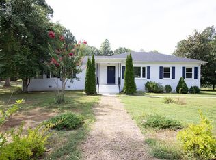 2425 Cumberland Rd, Farmville, VA 23901