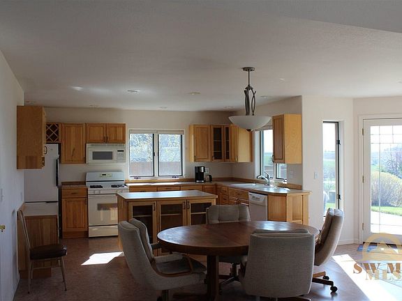 4th image of 76 Green Pasture Dr