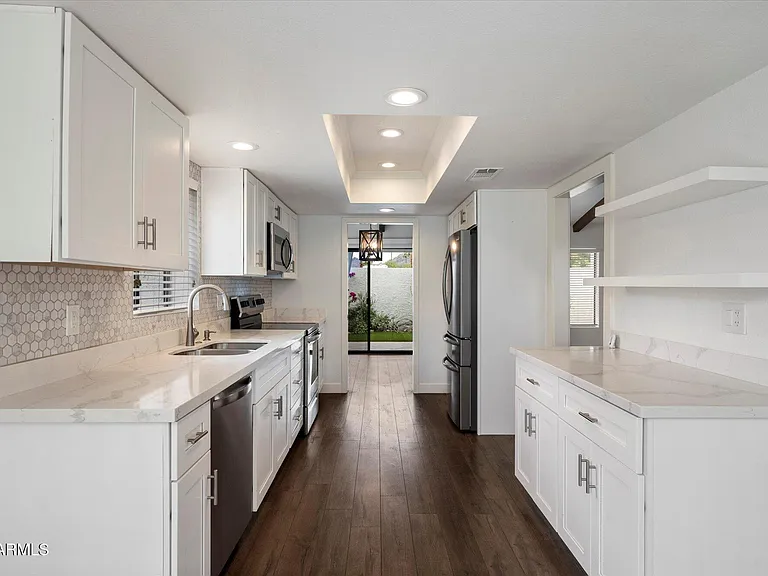 3069 E Cannon Dr — Photo 6