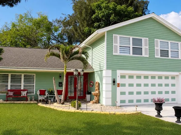 12416 Cobble Stone Dr, Hudson, FL 34667