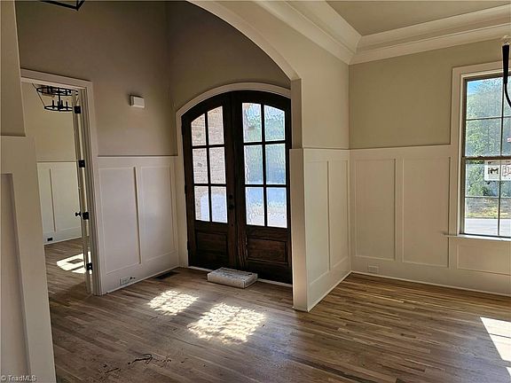 4th image of 7520 Shadow Creek Dr