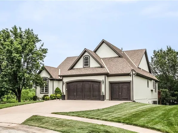 19012 W 98th Ter, Lenexa, KS 66220