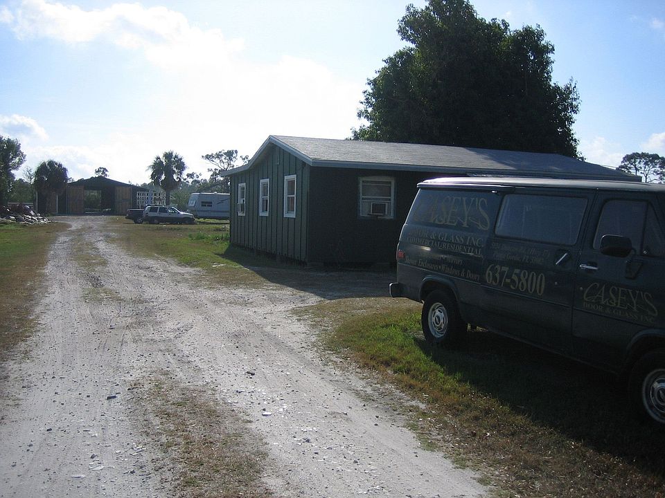 House and drive to warehouse