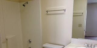 3rd image of 422 E 7th St APT B
