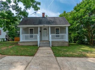 1006 Apple St, Winston Salem, NC 27101