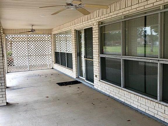 3rd image of 225 Karen Dr