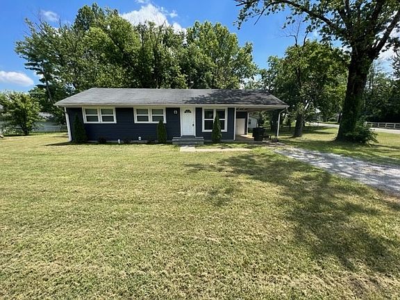 2nd image of 1014 Hillcrest Dr
