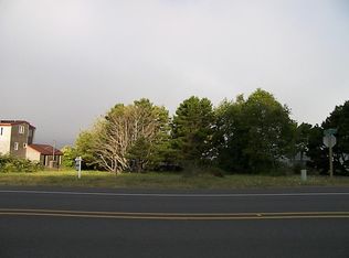 859 Aqua Vista Dr W, Yachats, OR 97498