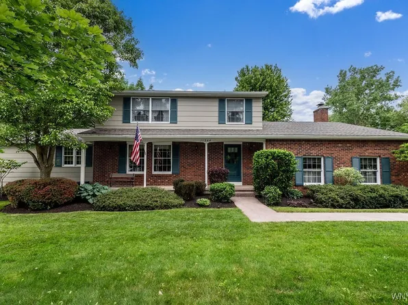 11544 Howe Rd, Akron, NY 14001