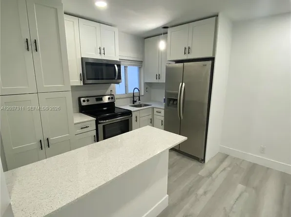 3071 SW 27th Ave, Miami, FL