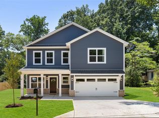 737 Oak St, Charlotte, NC 28214
