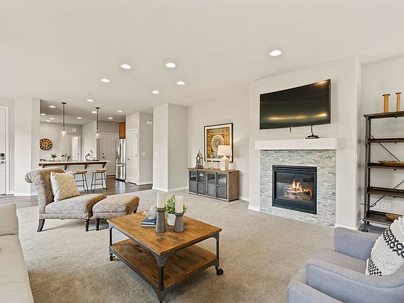 3rd image of 4954 Orcas Pl NE