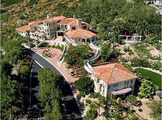 10402 Villa Del Cerro, Santa Ana, CA 92705