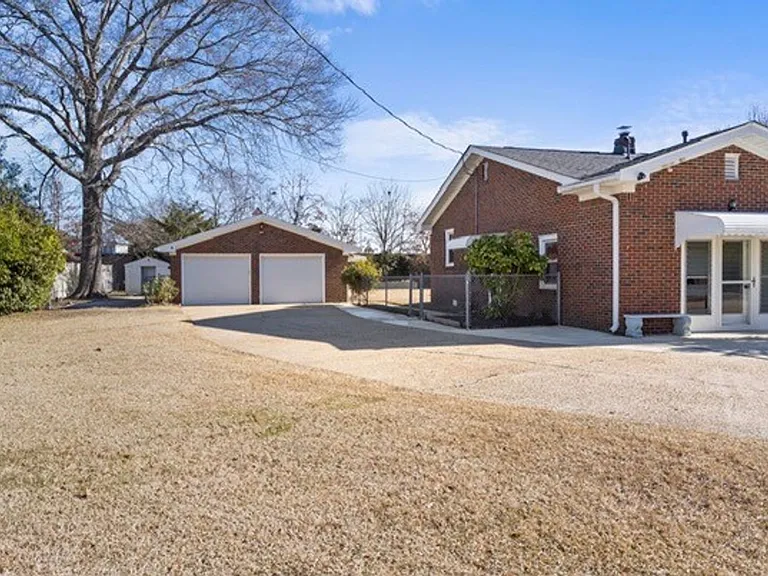 1404 Shelton Rd — Photo 41