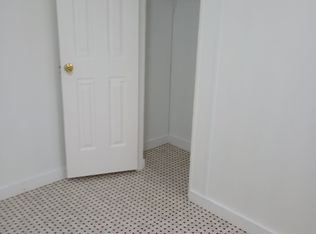 406 Belle Oaks Dr W, Greenwood, SC 29646