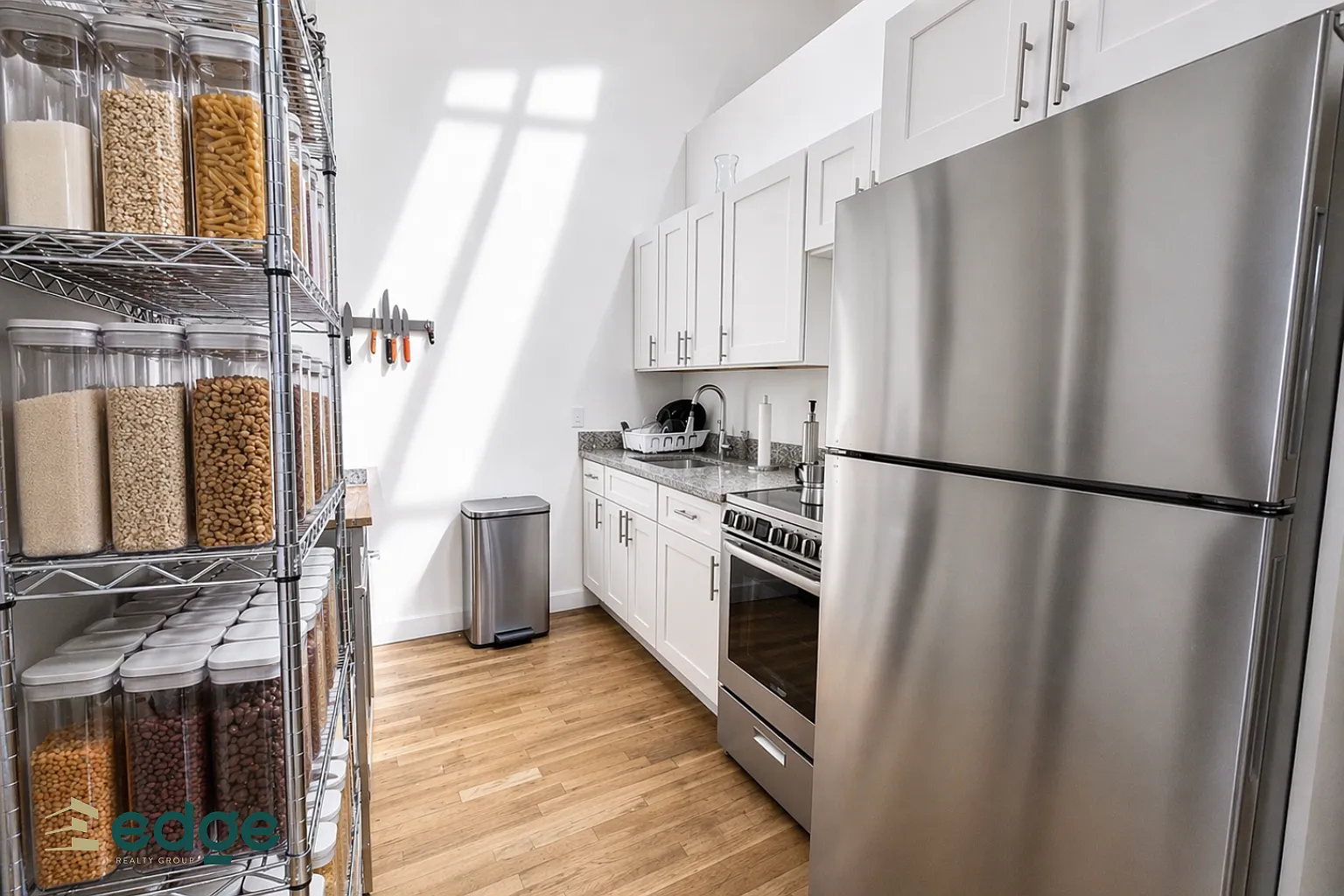 210 Cook Street — Photo 4