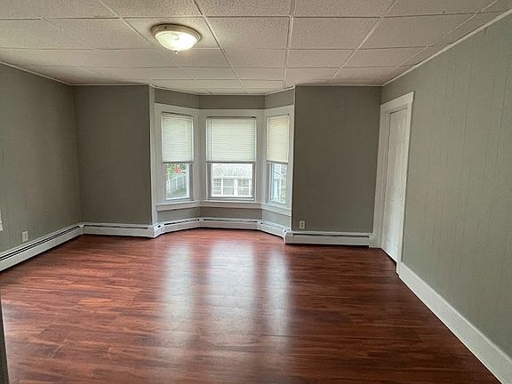 3rd image of 9 View St #2